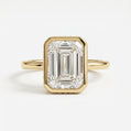 Emerald Bezet Set Ring