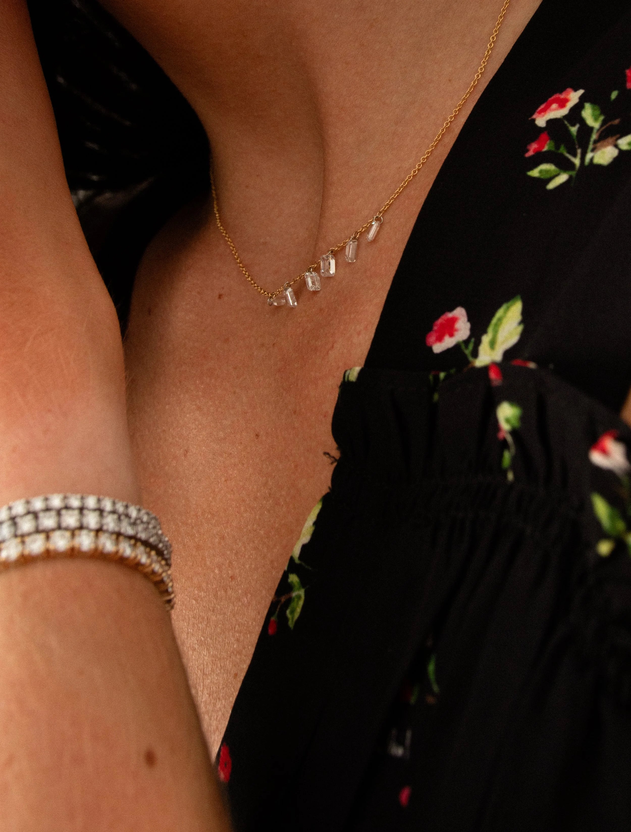 Floating Emeralds Diamond Necklace - 3